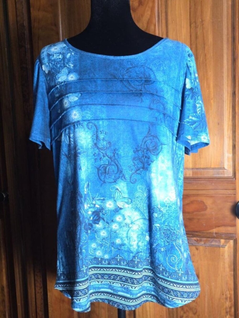 Blue Floral, Short Sleeve, Summer Top, Horizontal Pleats, Scoop Neck